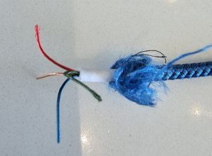 four wire colors inside the TRRS cable